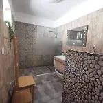 Gyoengye Vendeghaz Сasa de vacaciones Nekezseny