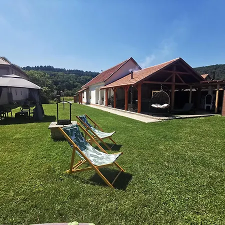 Holiday home Gyoengye Vendeghaz *